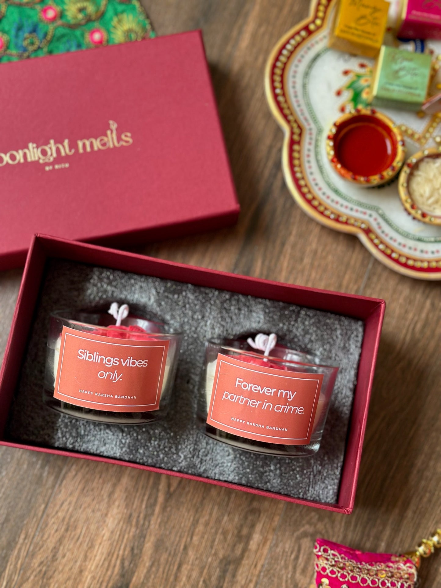 Rakhi Twin Jar (Red)